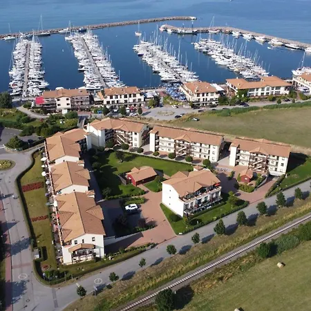 9996-urlaubstraeume-am-meer-we-2-8-penthouse-mit-meerblick Διαμέρισμα *